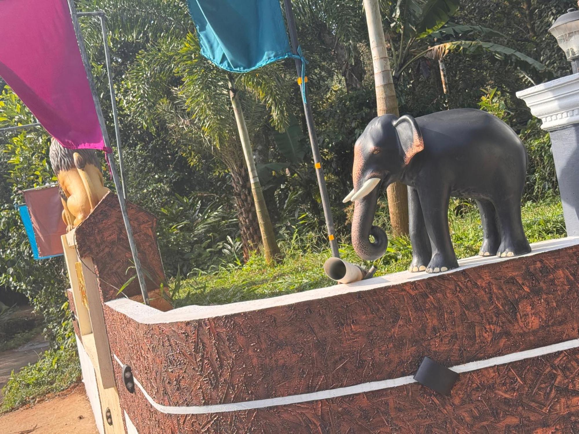Arabian Holiday Resort With Swimming Pool In Idukki Calvary Mount 外观 照片